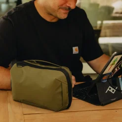 Tech Pouch