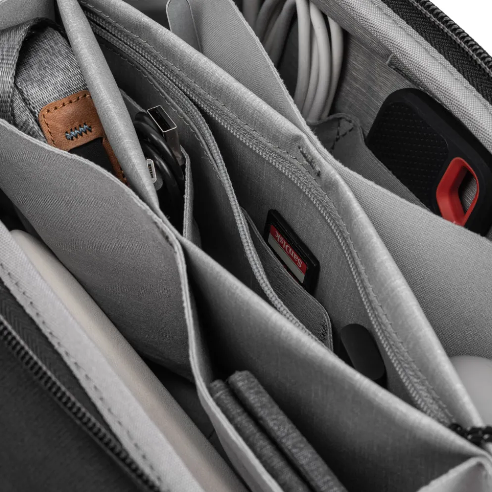 Tech Pouch